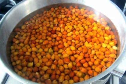 সকালে কাঁচা ছোলা খাওয়ার উপকারিতা