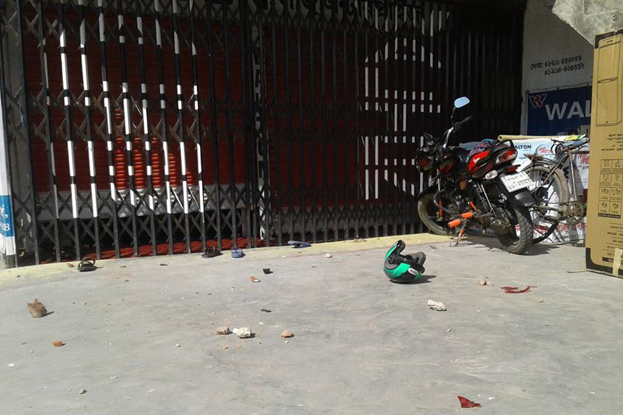 মেহেরপুরের গাংনী উপজেলা বিএনপি অফিসে হামলা 