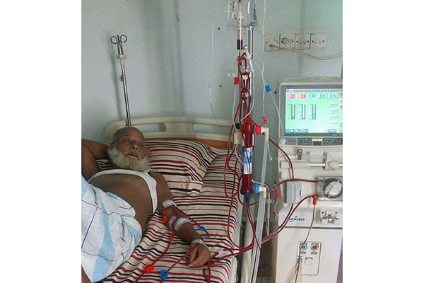 'আমাকে মেরে ফেল তবুও শেষ সম্বল বিক্রি করিস না'