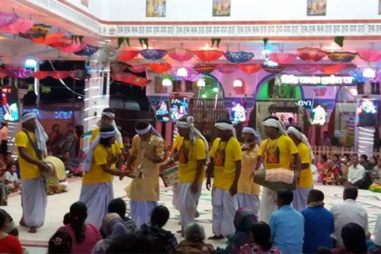 নেত্রকোনায় চলছে ৯ দিনব্যাপী রাসলীলা কীর্তন 