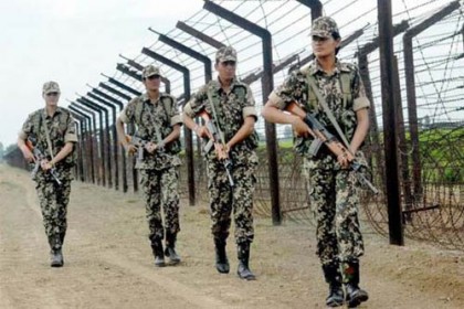 
দামুড়হুদা সীমান্ত থেকে বাংলাদেশি যুবককে আটক করেছে বিএসএফ 
