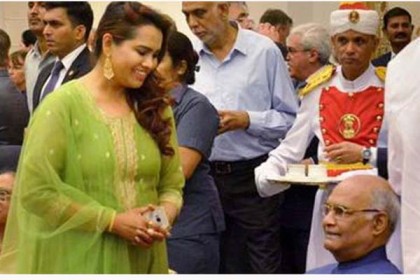 রাষ্ট্রপতির মেয়ে হওয়ায় ছাড়তে হল কেবিন ক্রুর চাকরি!