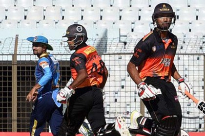 ঢাকার টার্গেট ১৫৭