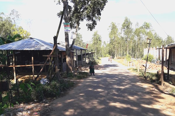 লামায় অতিরিক্ত টোল আদায়ের অভিযোগ