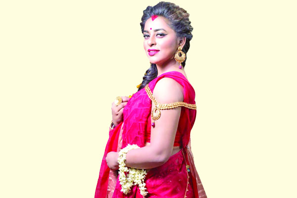 রাজনীতির মাঠে নামছেন জ্যোতিকা জ্যোতি?