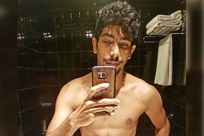 সোশ্যাল মিডিয়ায় ভাইরাল বুমরার 'সিক্স প্যাক' 