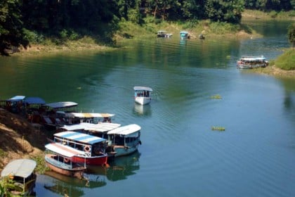 রাঙামাটিতে চাঁদাবাজদের আতঙ্কে ব্যবসায়ীরা উদ্বিগ্ন 