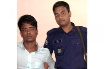 টেকনাফে হত্যা মামলার আসামি গ্রেফতার