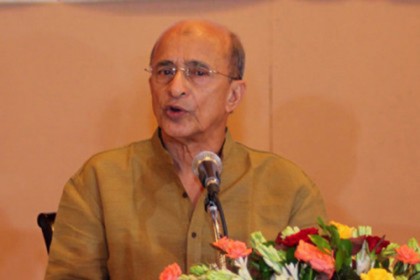 'আমাদের দেশে আইনস্টাইন হবে না?'