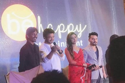 'বাহুবলী'র সেটে 'নোলক' ছবির শ্যুটিং
