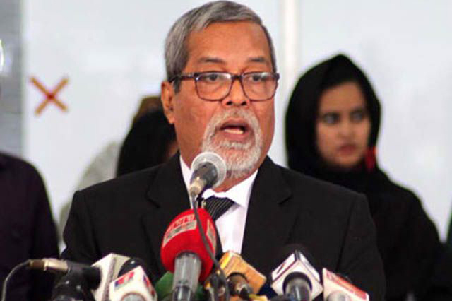 
২০১৮ সালের মধ্যে ৯ কোটি স্মার্টকার্ড বিতরণ করা হবে : সিইসি

