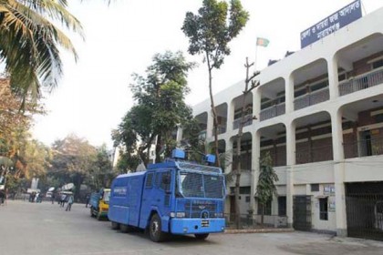 একদিনেই আদালতে বিএনপির ৫০০ নেতাকর্মীর হাজিরা
