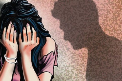 ৫ বছর আগে হওয়া ধর্ষণের ভিডিওর জেরে বিবাহ বিচ্ছেদ