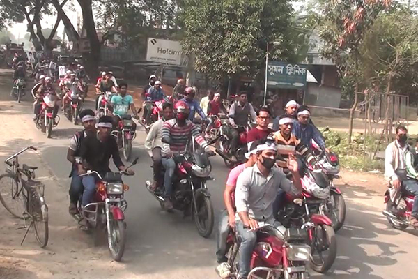 বঙ্গবন্ধুর ভাষণের স্বীকৃতিতে ঝিনাইদহে মোটরসাইকেল র‌্যালি