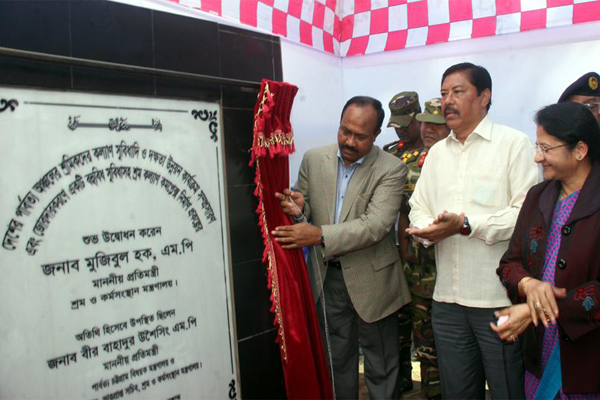 ‘শ্রমিকদের সাংবিধানিক অধিকার নিশ্চিত করতে আইন সংশোধন করা হবে’