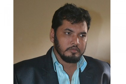 ফেইসবুকে সরকার বিরোধী স্ট্যাটাস দেয়ায় ইউনিয়ন পরিষদের সচিব গ্রেফতার