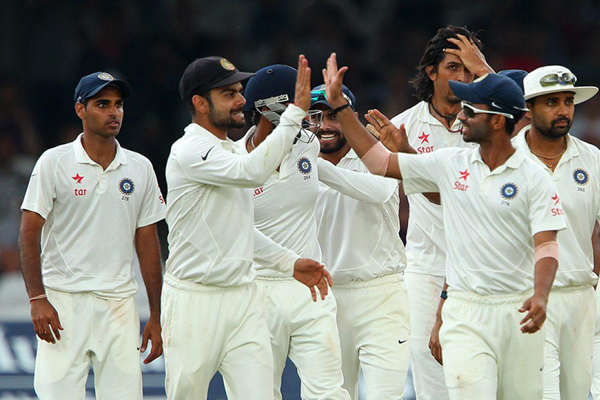 দিল্লি টেস্টের আগে বেকায়দায় বিরাট কোহলি