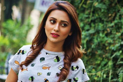 মিমি চক্রবর্তীর জীবনে নতুন বন্ধুর আগমন