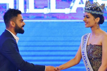 বিশ্বসুন্দরীর বলেও ছক্কা পেটালেন বিরাট