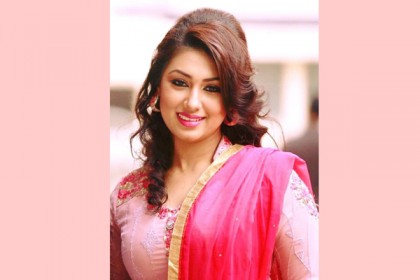ডিভোর্সের নোটিশ হাতে নিয়ে যা বললেন অপু