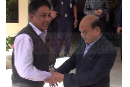 লক্ষ্মীপুরে সেই এডিসি ও চিকিৎসকের সমঝোতা!