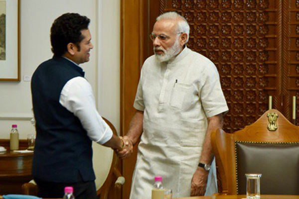 মোদির কাছে স্বাস্থ্যবিমা পেতে আবেদন করলেন শচীন!