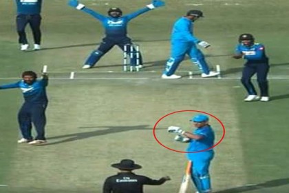 'ডিআরএস' ইস্যুতে ফের বাজিমাৎ করলেন ধোনি