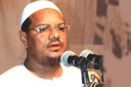 ট্রাম্পের উদ্দেশ্য পৃথিবী থেকে মুসলমান নিধন করা : চরমোনাই পীর