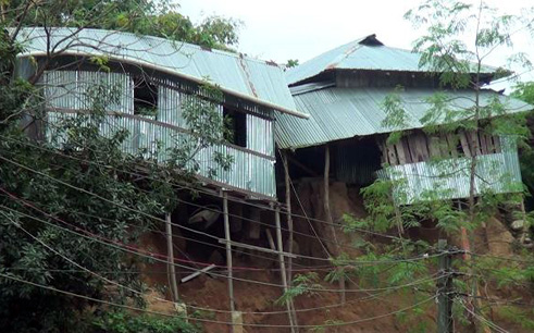 বিধ্বস্ত পাহাড়ে স্বপ্ন পূরণের চেষ্টা; গড়ে উঠছে জনবসতি