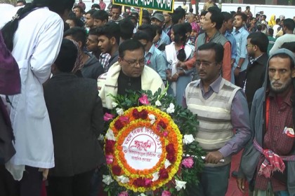 কিশোরগঞ্জে বেলুন ও পায়রা উড়িয়ে বিজয় দিবসের কর্মসূচির উদ্বোধন
