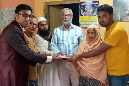 ঠাকুরগাঁওয়ের মেধাবী শিক্ষার্থী মুন্না’র ভর্তির অর্থ দিলো ব্রিটিশ ইন্টারন্যাশনাল স্কুল