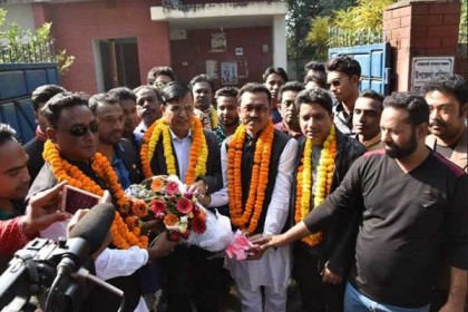 ভালুকায় গার্মেন্টস শ্রমিকলীগের নতুন কমিটিকে সংবর্ধনা