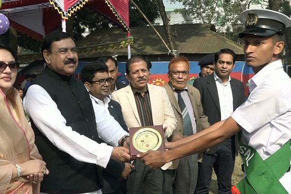 'সংসদ বহাল রেখে জাতীয় নির্বাচনের নজির বিশ্বের বহু দেশে আছে'