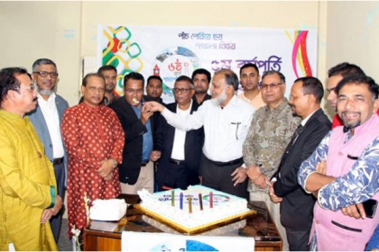 কেক কেটে প্রতিষ্ঠাবার্ষিকী উদযাপন করলো সিলেটভিউ 