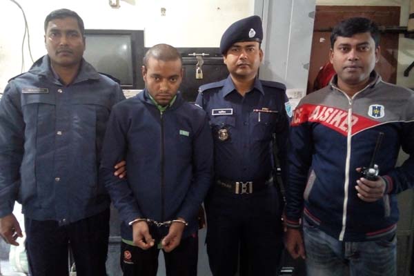 সিদ্ধিরগঞ্জে শিশু বলাৎকারের অভিযোগে আটক ১