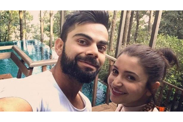 কেপটাউনের রাস্তায় নাচলেন কোহলি-অানুশকা (ভিডিও)