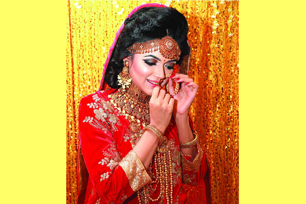 বিয়ের আগেই 'সংসার' শুরু করছেন নাবিলা