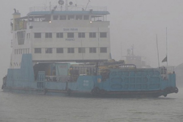 পাটুরিয়া-দৌলতদিয়ায় ফেরি চলাচল শুরু