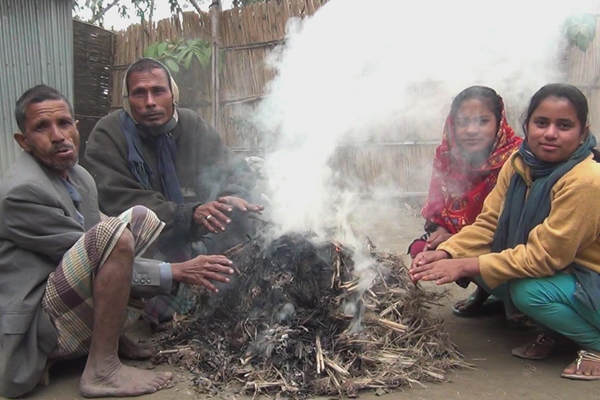 শীত আরো তীব্র, পঞ্চগড়ে জনজীবন বিপর্যস্ত


