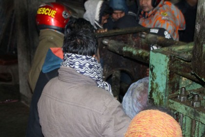 ঠাকুরগাঁওয়ে সরিষার তেলের মিলে পেঁচিয়ে যুবক নিহত

