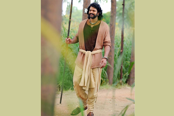 'বাহুবলী'র মতো ছবিতে আর দেখা যাবে না প্রভাসকে!
