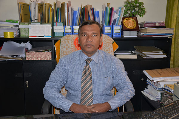 
শহীদ মুখতার ইলাহী হলের নতুন প্রভোস্ট ফেরদৌস রহমান

