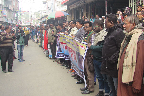 সাংবাদিক শিমুল হত্যা মামলা দ্রুত বিচার ট্রাইব্যুনালে স্থানান্তরের দাবি
