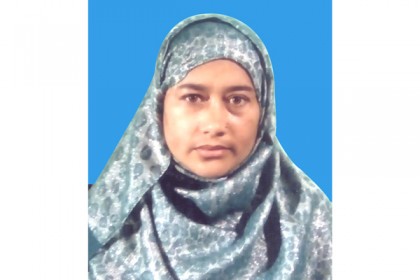 ডাক্তারের ভুল চিকিৎসায় দৃষ্টিহীন লুবনা