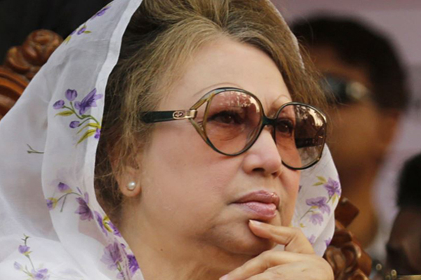 নারীর সম্ভ্রম লুণ্ঠনের ঘটনায় নির্বাক খালেদা