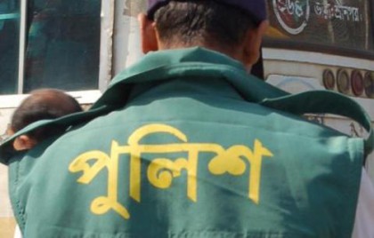 ঝিনাইদহে এসআই আনিচসহ আরো ৪ পুলিশ ক্লোজড