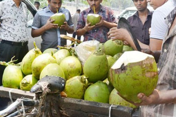 রাজধানীতে ডাবের পানি পান করে কর্মচারীর মৃত্যু