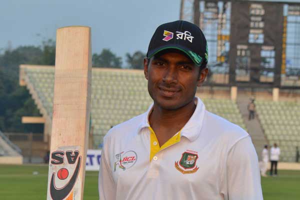 জহুরুলের সামনে ডাবল সেঞ্চুরির হাতছানি