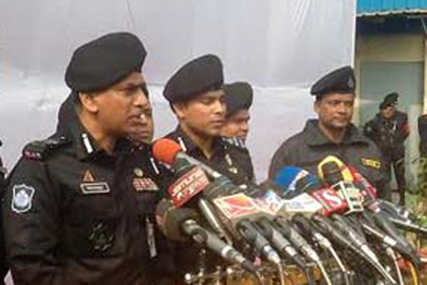 ইজতেমার নিরাপত্তায় মুসল্লিবেশেও দায়িত্ব পালন করবে র‌্যাব 

