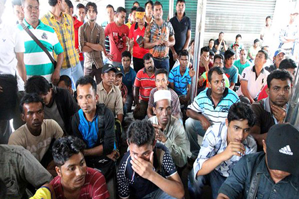 মালয়েশিয়ায় ৫০ বাংলাদেশিসহ মানবপাচার চক্র আটক